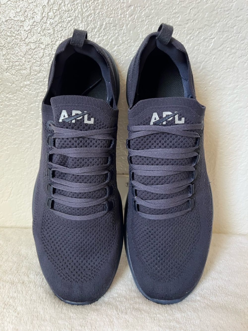 APL TechLoom Breeze Midnight Blue Men's Sneakers - Excellent Condition